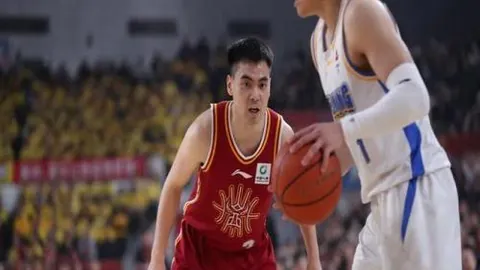 两天激战8胜7佳绩，巅峰对决背后暗流涌动，神秘操控者浮出水面！